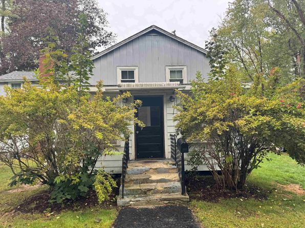 138 Leavitt Ave