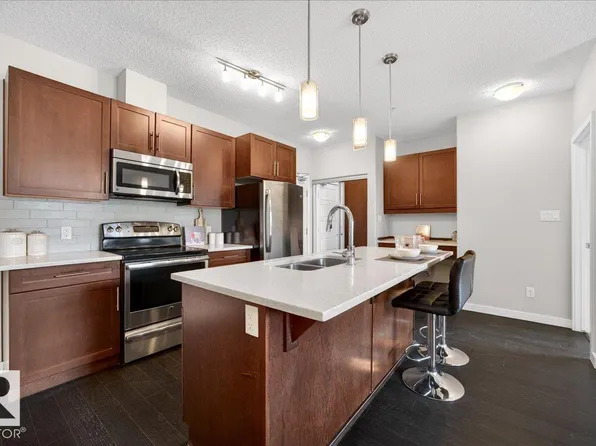 507 Albany Way NW #205, Edmonton, AB T6V 0L9