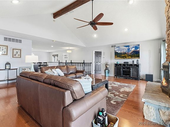 4th image of 313 Imperial Point Dr