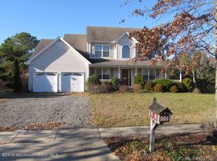 21 Pond Hollow Ln, West Creek, NJ 08092