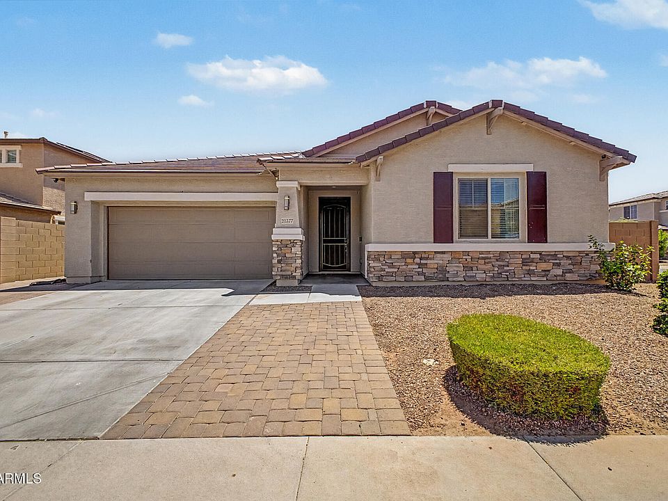 1st image of 21377 W Almeria Road