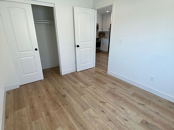 4th image of 13123 El Moro Ave #A
