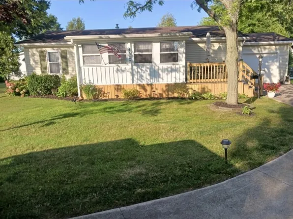 4508 S Park Ln, Erie, PA 16506