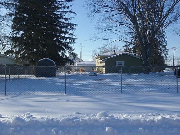 3rd image of 120 Lincoln Ave