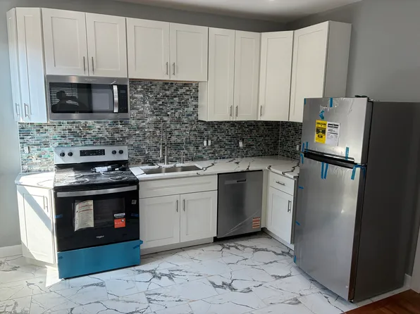 3217 Vine St #3, Cincinnati, OH 45220