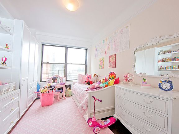 3rd image of 251 W 89th St APT 9B