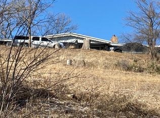 18306 Honeysuckle Rd, Council Bluffs, IA 51503