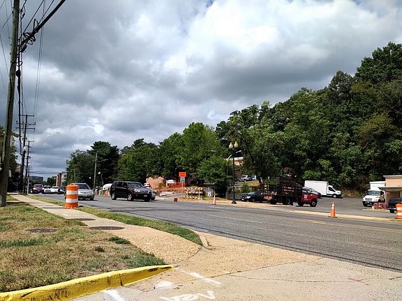 5th image of 5012 Columbia Pike APT 1