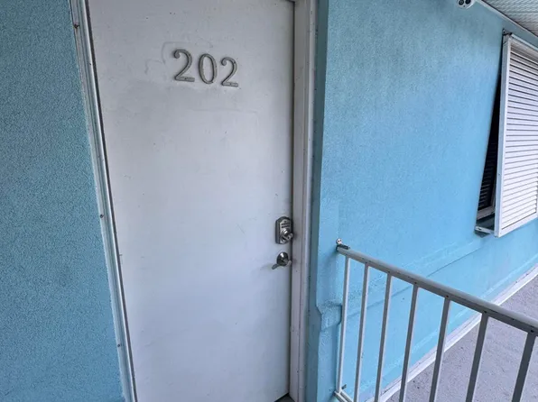 249 Minutemen Cswy #202, Cocoa Beach, FL 32931