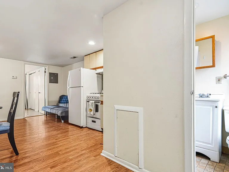 788 S 2nd St #3 — Photo 2