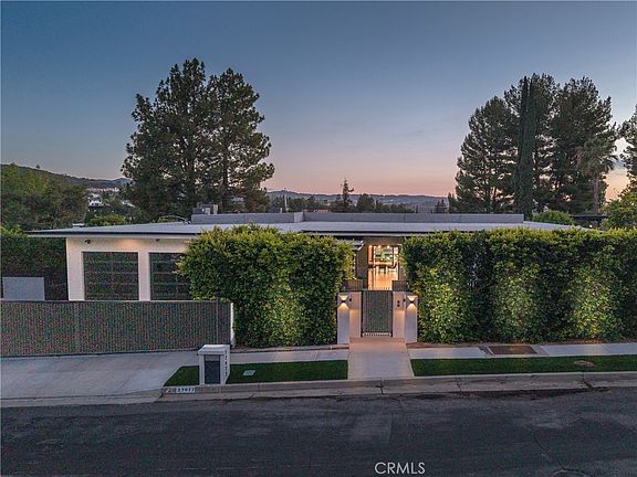 2nd image of 17977 Medley Dr