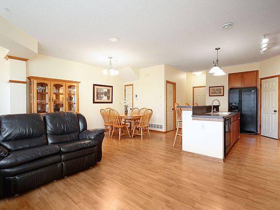 2nd image of 2465 119th Ct NE Unit B