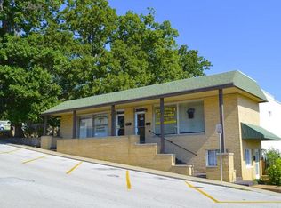 215 W Atlantic St, Branson, MO 65616