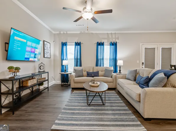 2029 Pinnacle Walk Dr, Norcross, GA 30071