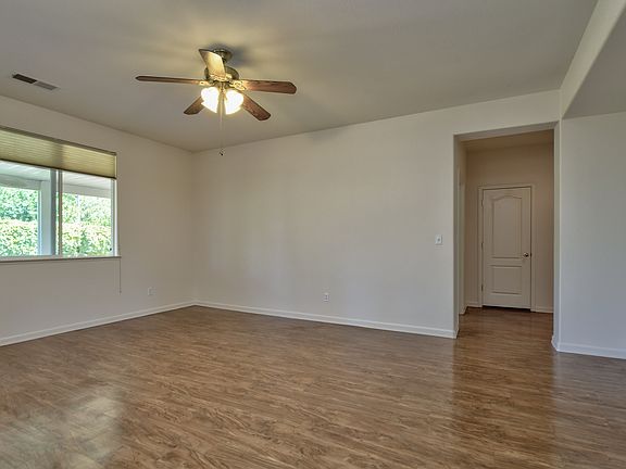 4th image of 9887 Garnet Way