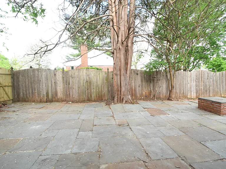 3506 Harrell St — Photo 53