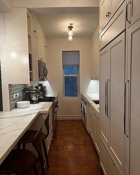 2nd image of 139 W 82nd St #3F