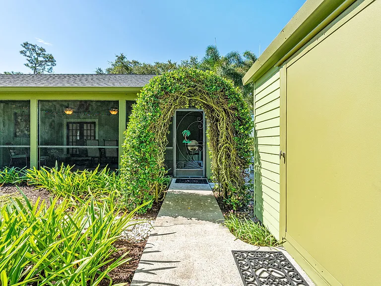 11989 Persimmon Blvd — Photo 49