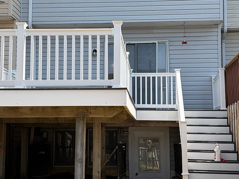 662 Corsica Ave — Photo 6