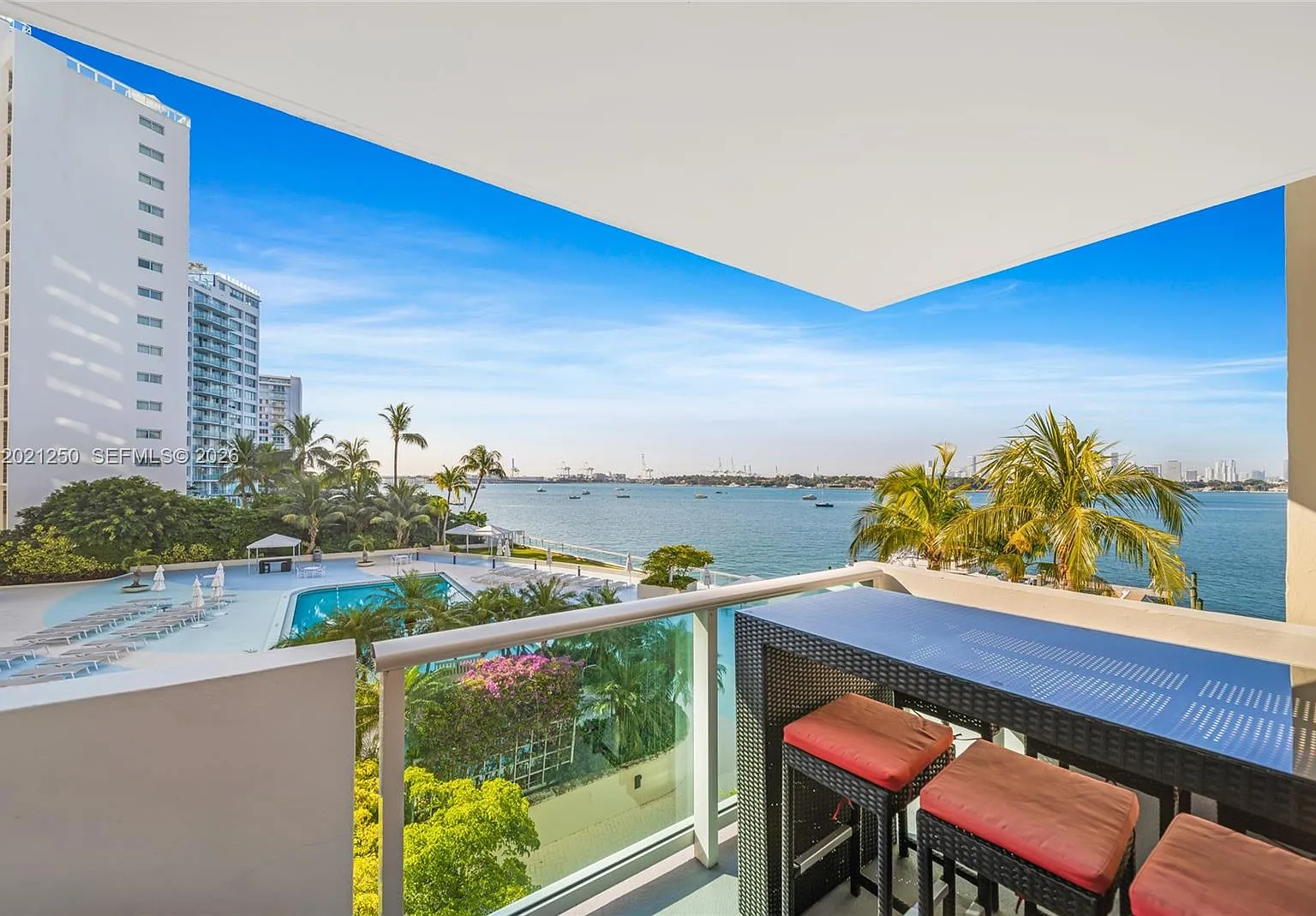 Mirador 1200 Condo — Photo 1