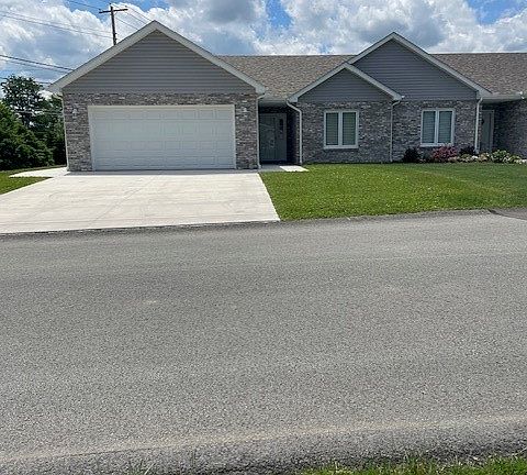 2nd image of 1353 Trent Dr