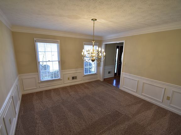 2nd image of 2482 Chimney Top Ln