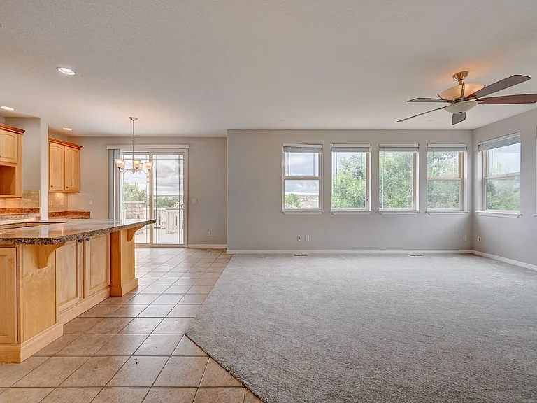 22848 E Euclid Cir — Photo 9