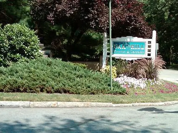 1637 Oakwood Dr #121, Penn Valley, PA 19072