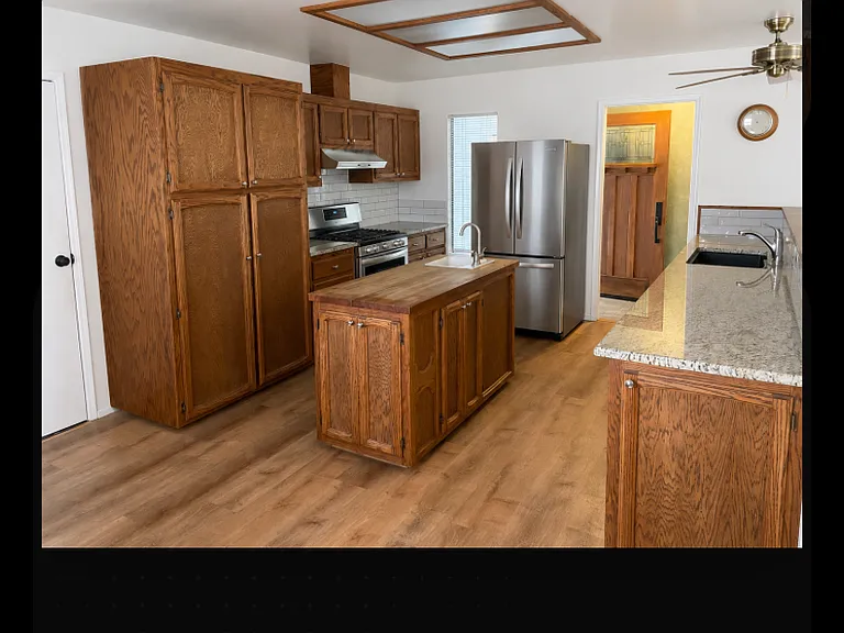 424 Mason St — Photo 3