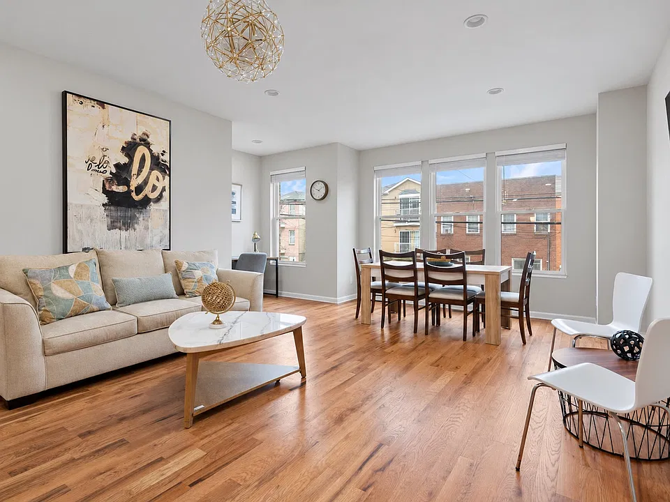 84 Logan Ave #2-ID1550138P