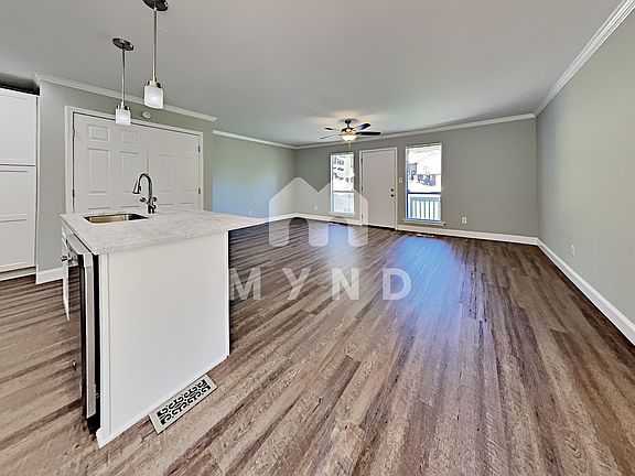 5th image of 5515 Desoto Cir