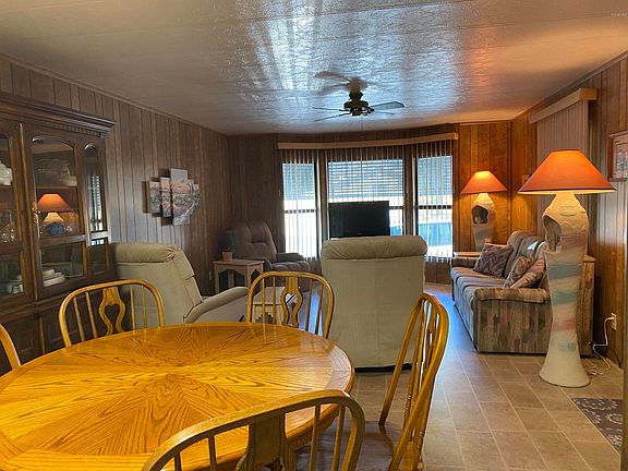 4th image of 4065 E University Dr #571