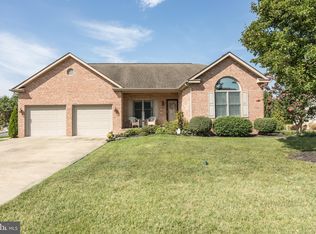 104 Bancroft Ln, Stephens City, VA 22655