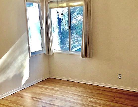 5th image of 2773 Lakewood Ave