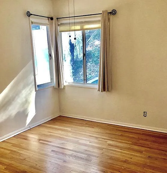 2773 Lakewood Ave — Photo 5