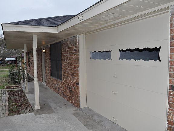 2nd image of 505 Venice Dr