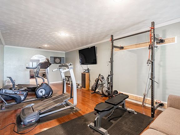 5th image of 3223 Apperson Dr