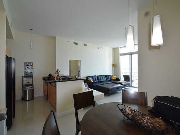3rd image of 325 S Biscayne Boulevard Way #22