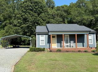 913 Ransdell Rd, Fuquay Varina, NC 27526