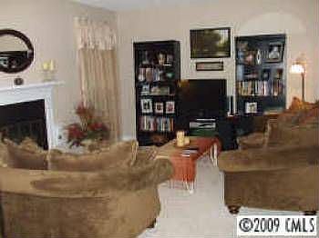 2nd image of 6030 Treetop Ct