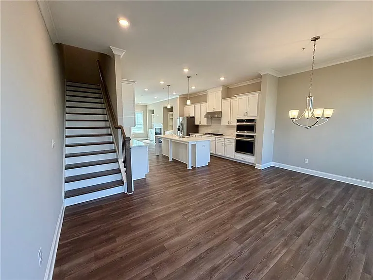 324 Overture Ct — Photo 4