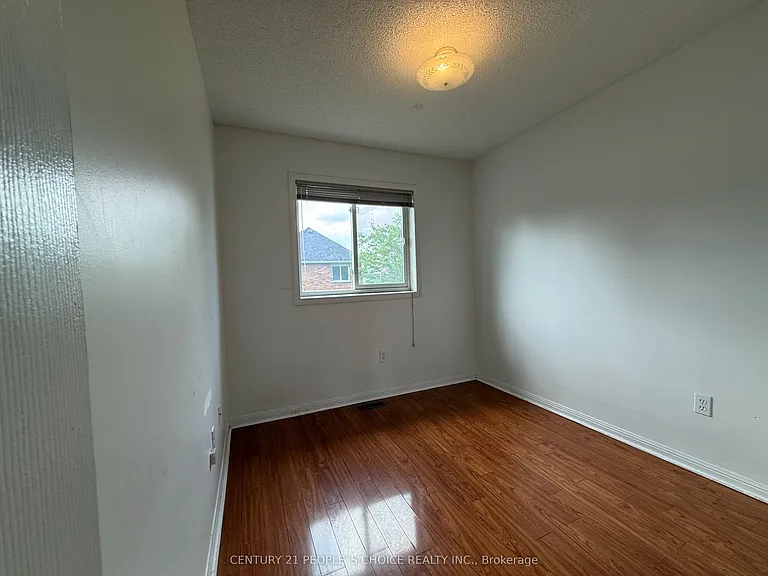 80 Acorn Pl #182 — Photo 10