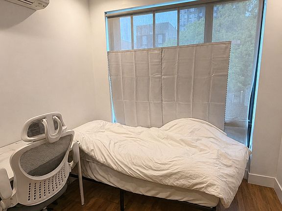 5th image of 568 Lafayette Ave #3B