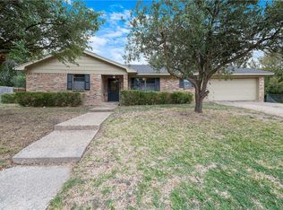 8508 Valley Crest Dr, Woodway, TX 76712