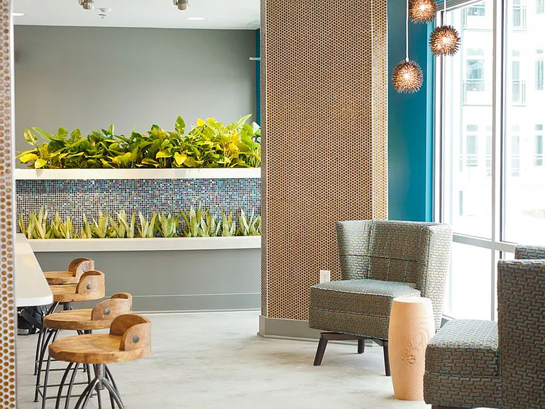 Artistry Aqua Lounge
