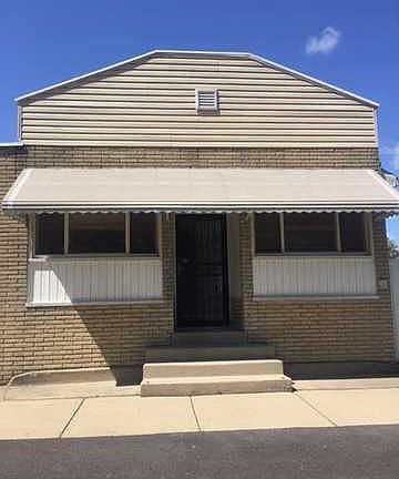 3rd image of 1526 N 35th Ave