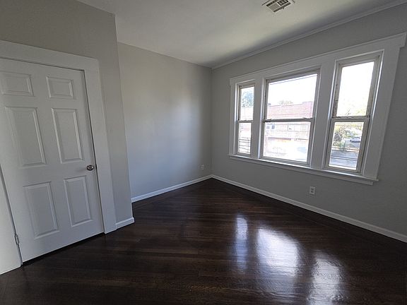 4th image of 336-338 Sandford Ave #2R