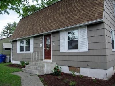 203 Santa Barbara St, Springfield, MA, 01104