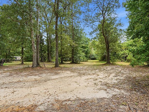 4th image of 3035 Pleasant Ln