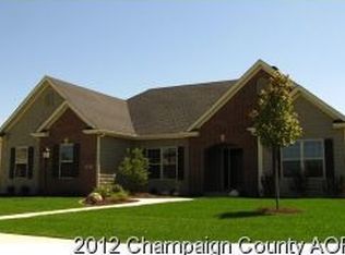 613 Silver Lake Ct, Savoy, IL 61874